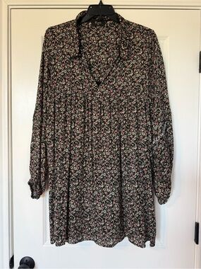 Meritt Black Floral V-Neck Long Sleeve Short Dress with Pockets 1XL